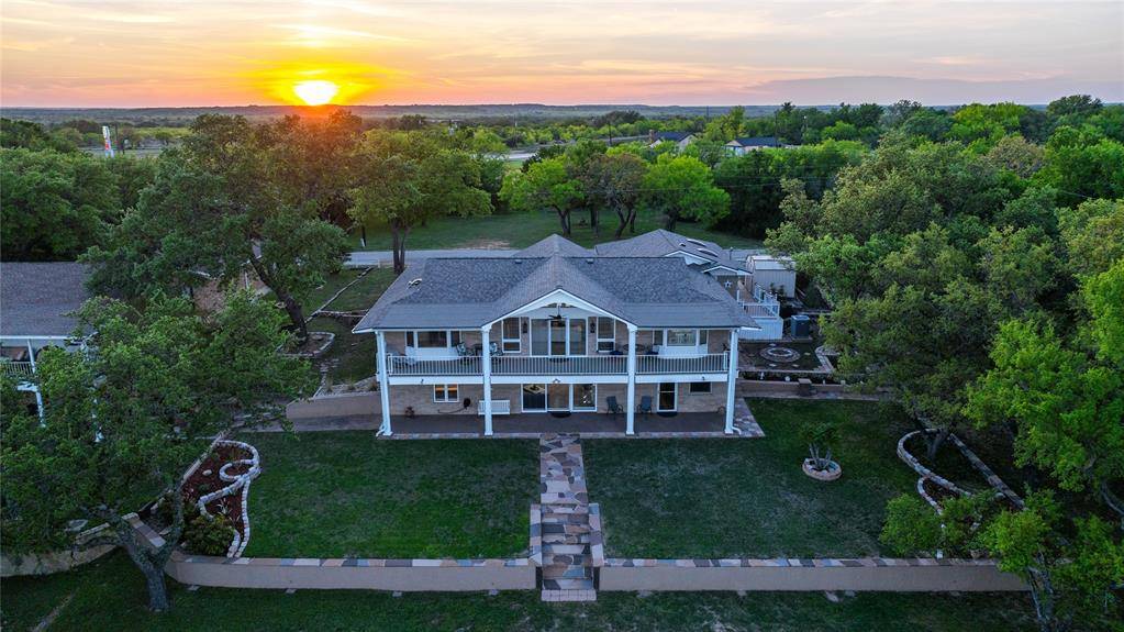 9014 Mesa View Road, Brownwood, TX 76801