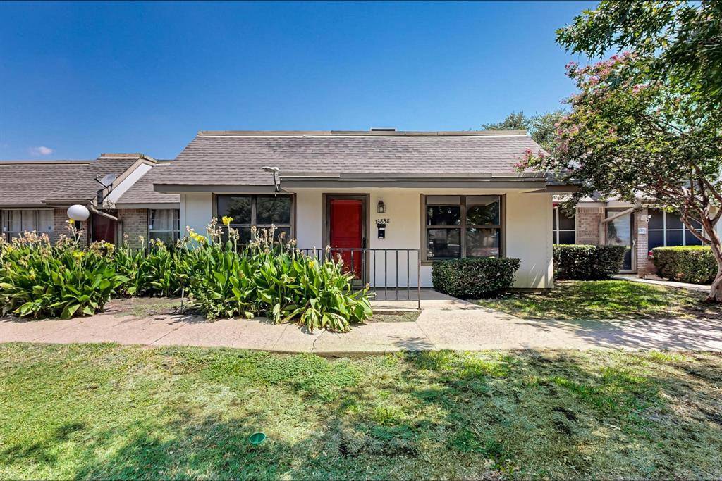 13838 Methuen Green Street, Dallas, TX 75240