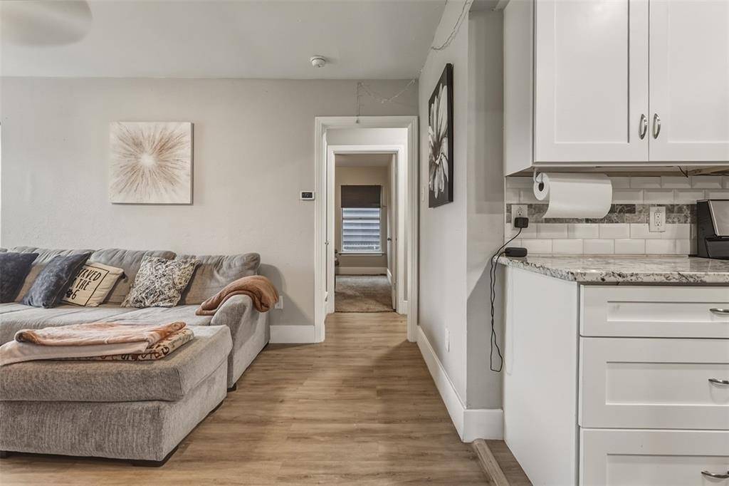 1918 Melbourne Avenue, Dallas, TX 75224