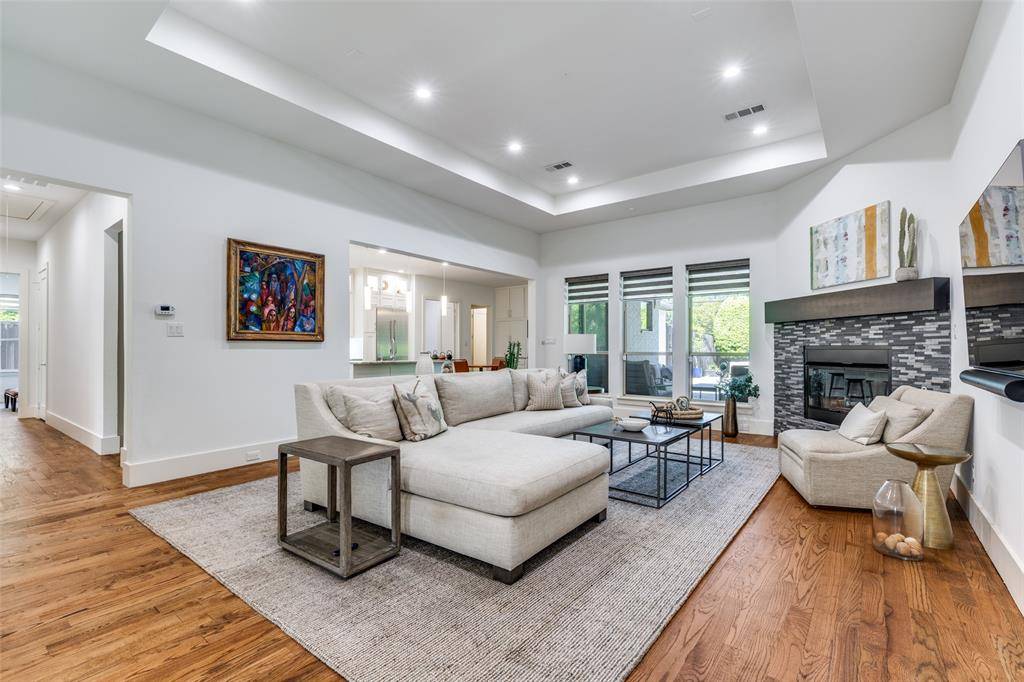 3755 Northview Lane, Dallas, TX 75229