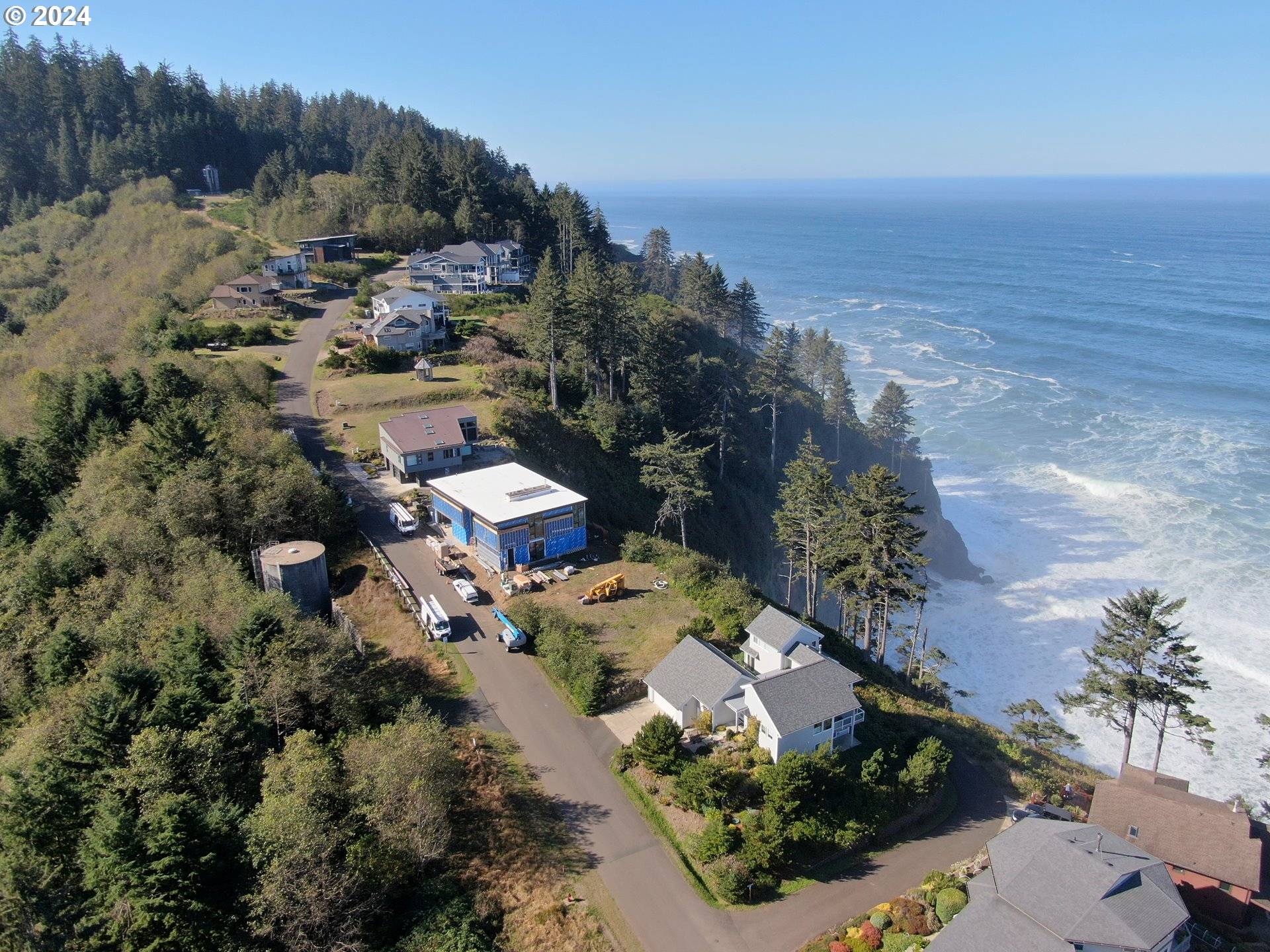 3301 S Beach RD, Neskowin, OR 97149
