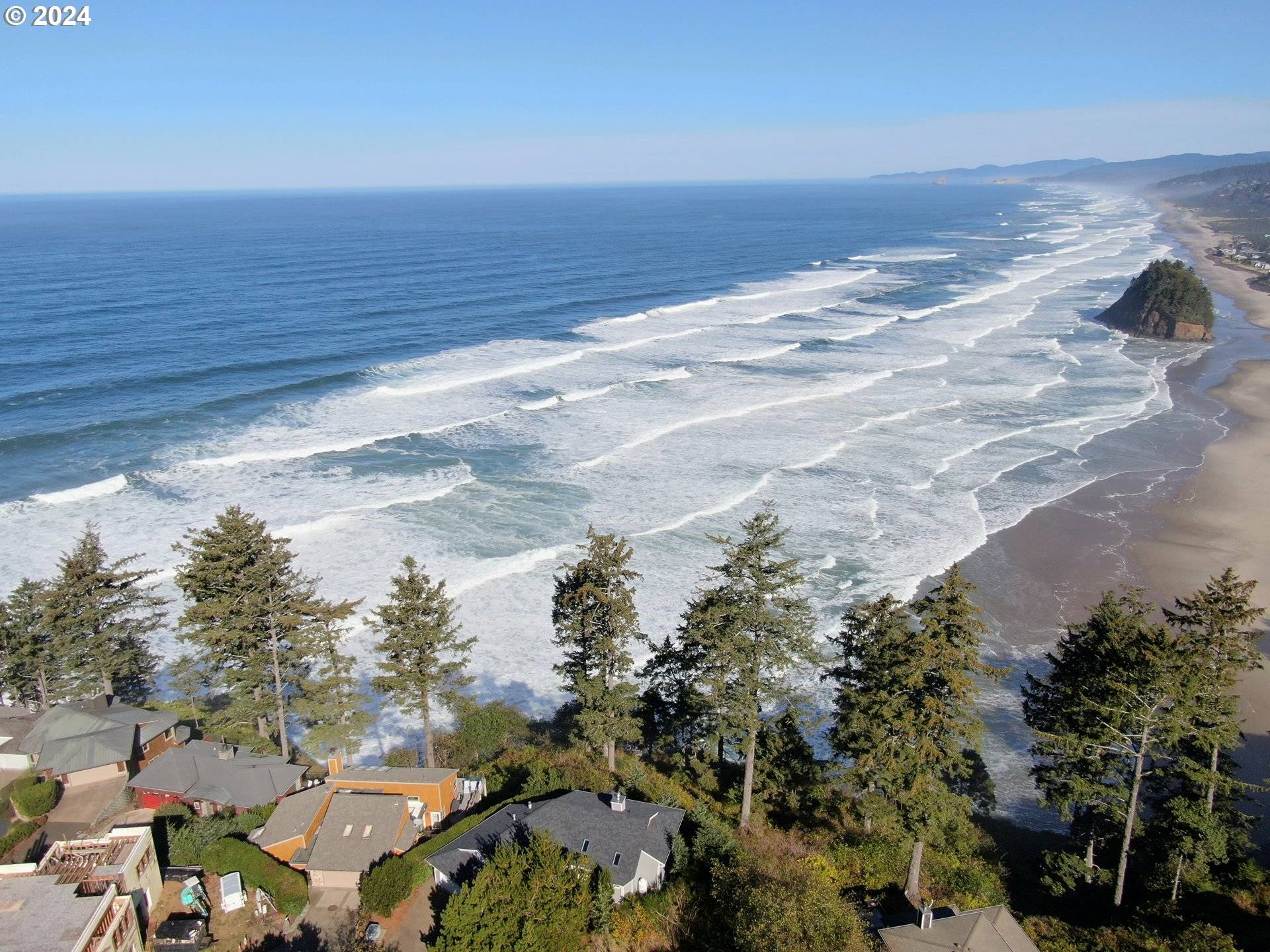 3301 S Beach RD, Neskowin, OR 97149