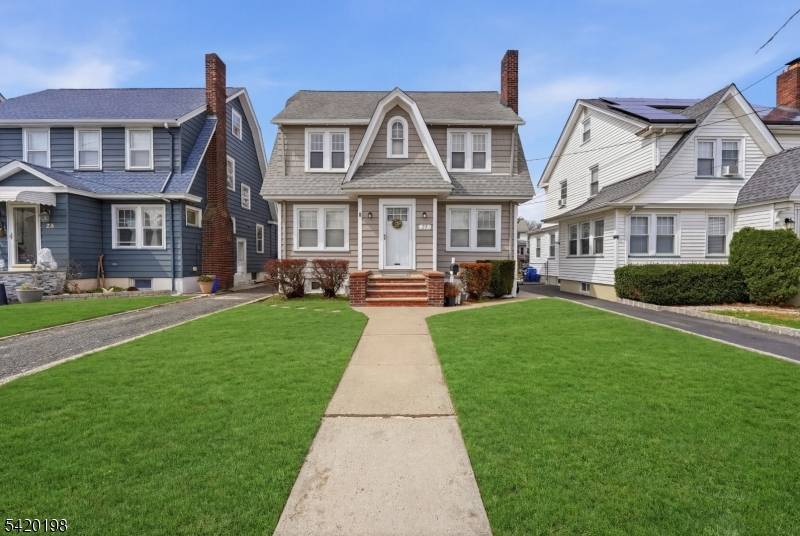 27 Reservoir Pl, Belleville Twp., NJ 07109