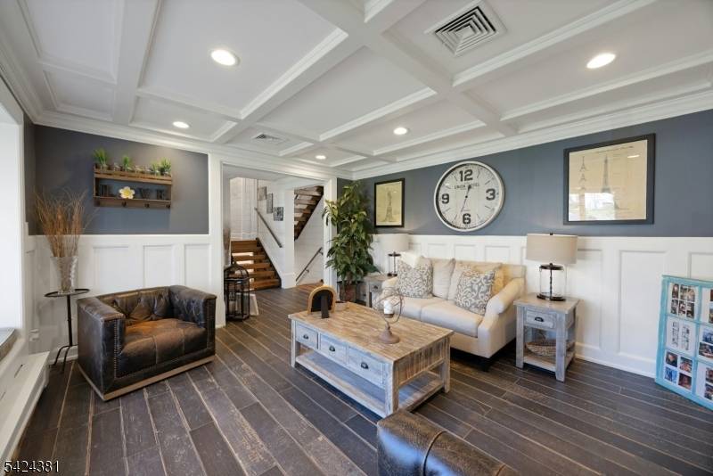 27 Omaha Rd, Wayne Twp., NJ 07470