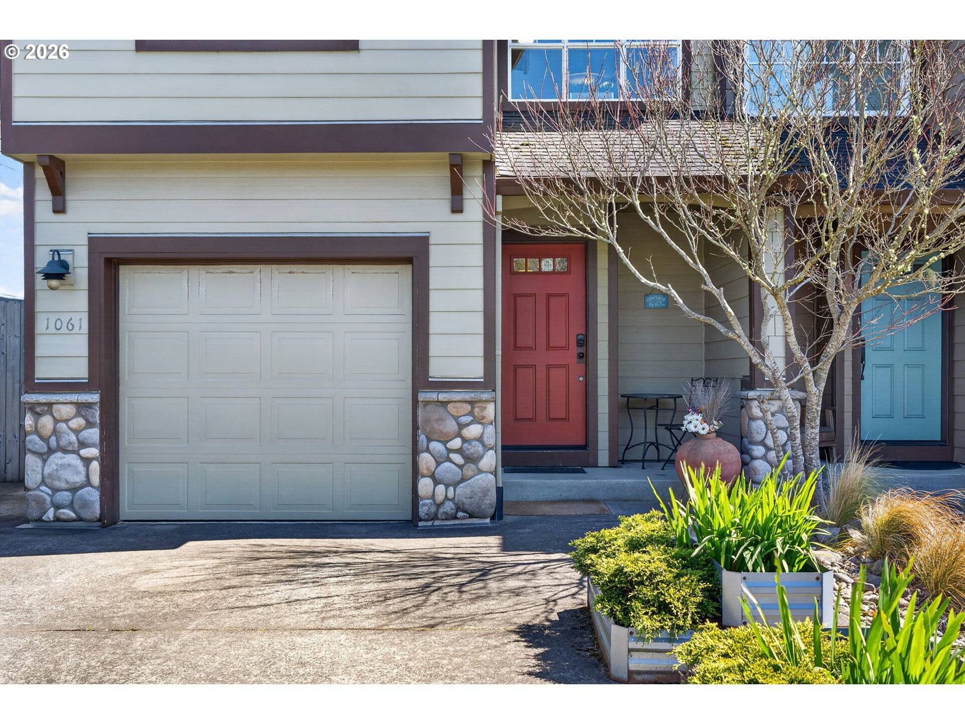 1061 S COLUMBIA ST, Seaside, OR 97138