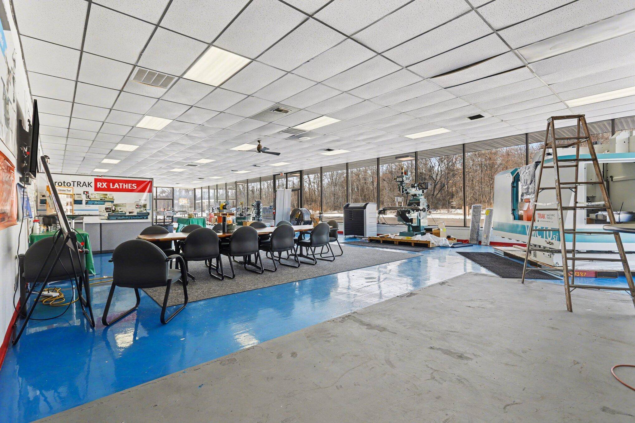 4343 W Columbia AVE, Battle Creek City, MI 49015