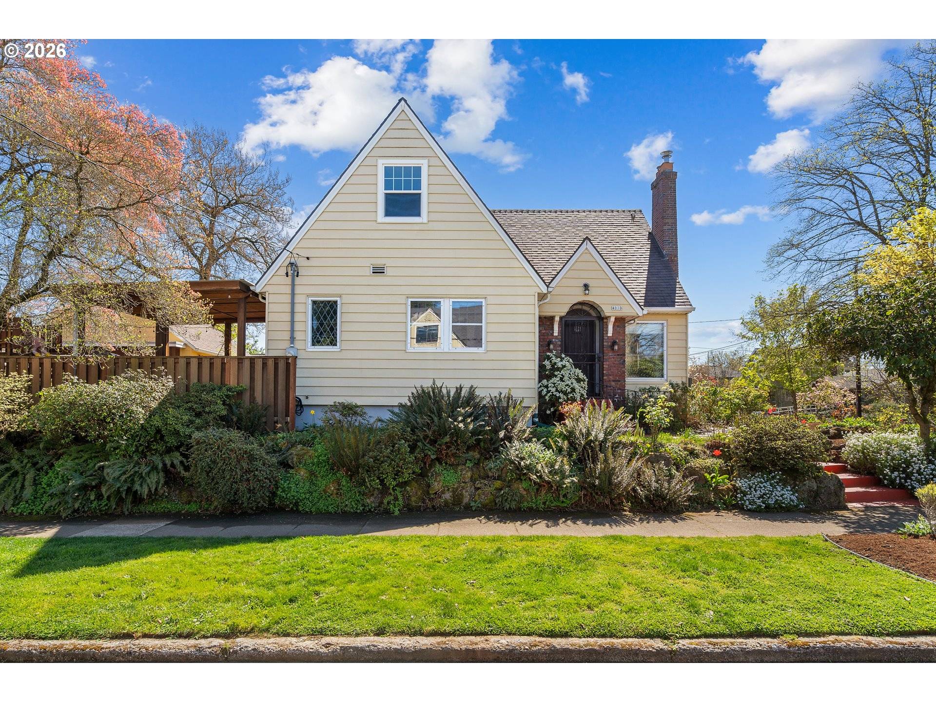 4010 NE KLICKITAT ST, Portland, OR 97212