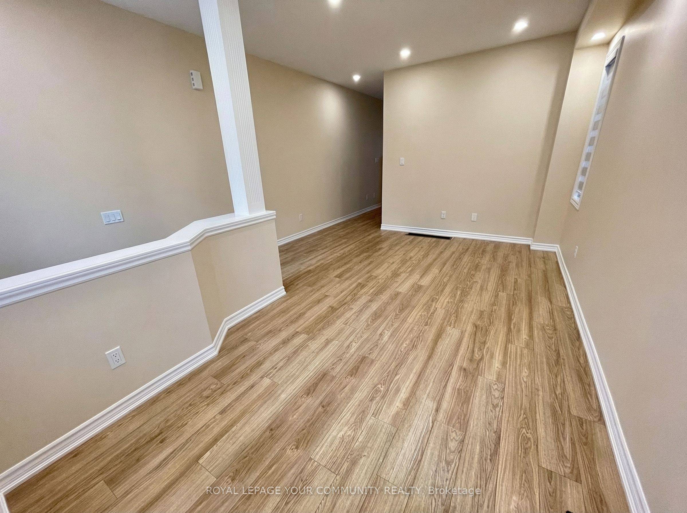 29 Hickling LN, Ajax, ON L1T 0P9