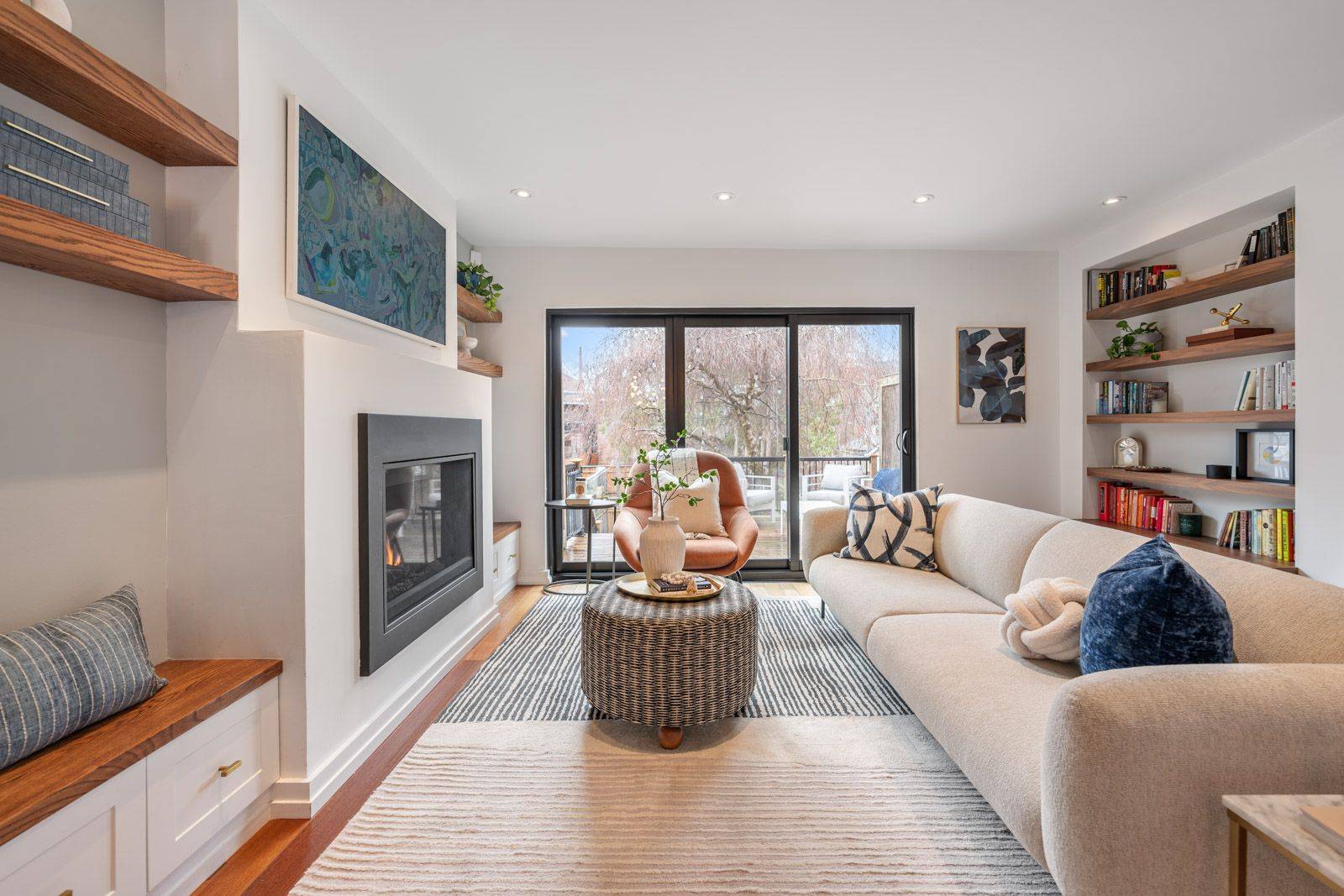 163 Langley AVE, Toronto E01, ON M4K 1B8