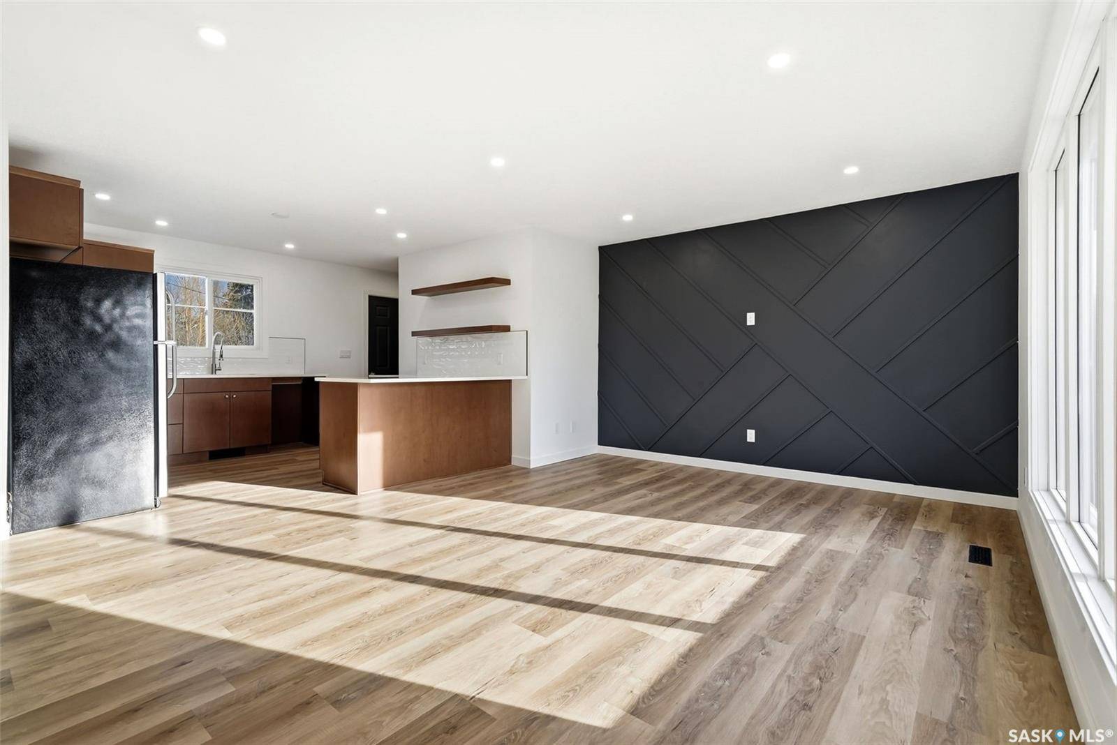 259 Broad STREET N, Regina, SK S4P 0J3