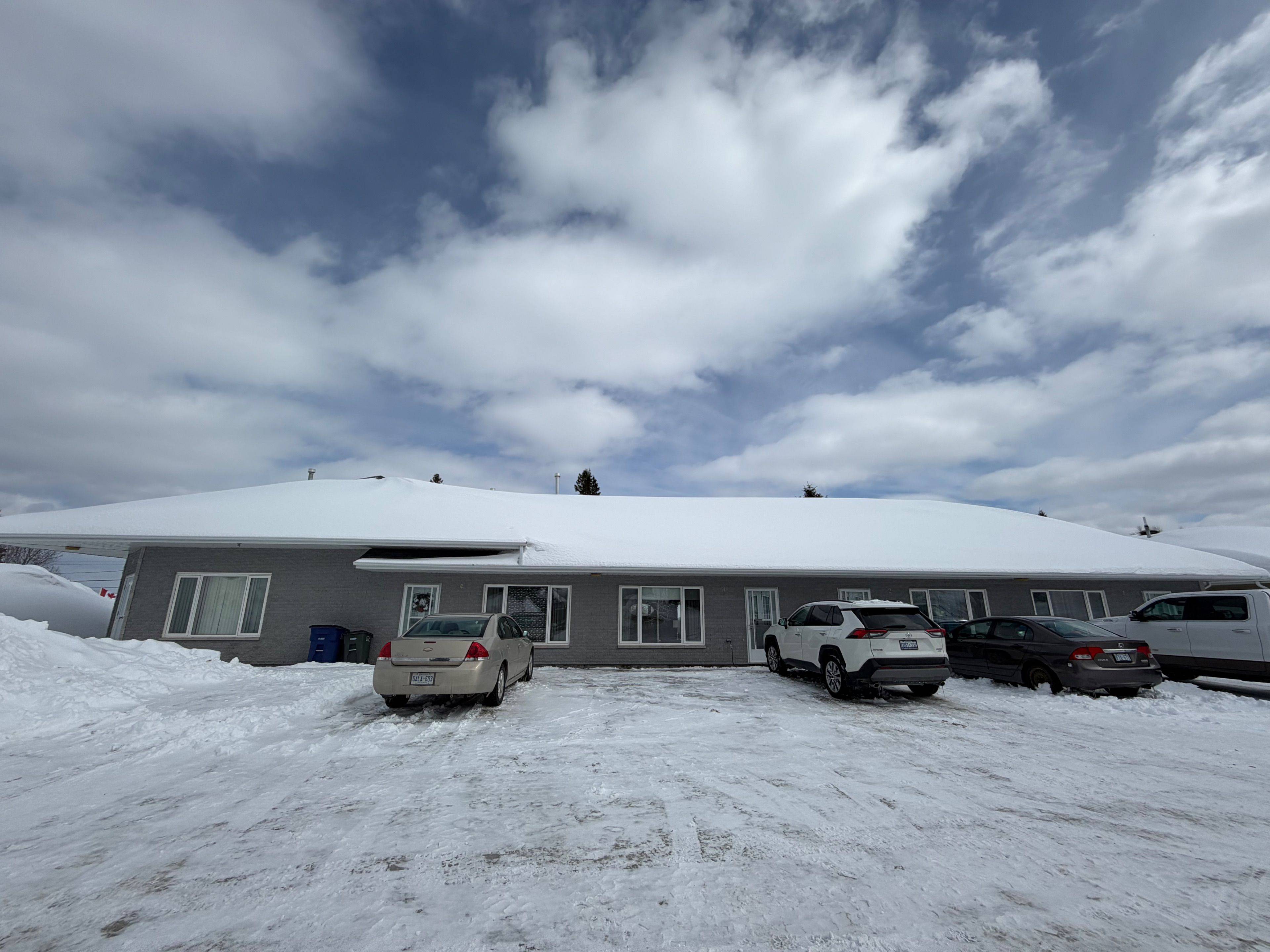 364 Eleventh AVE, Cochrane, ON P0L 1C0