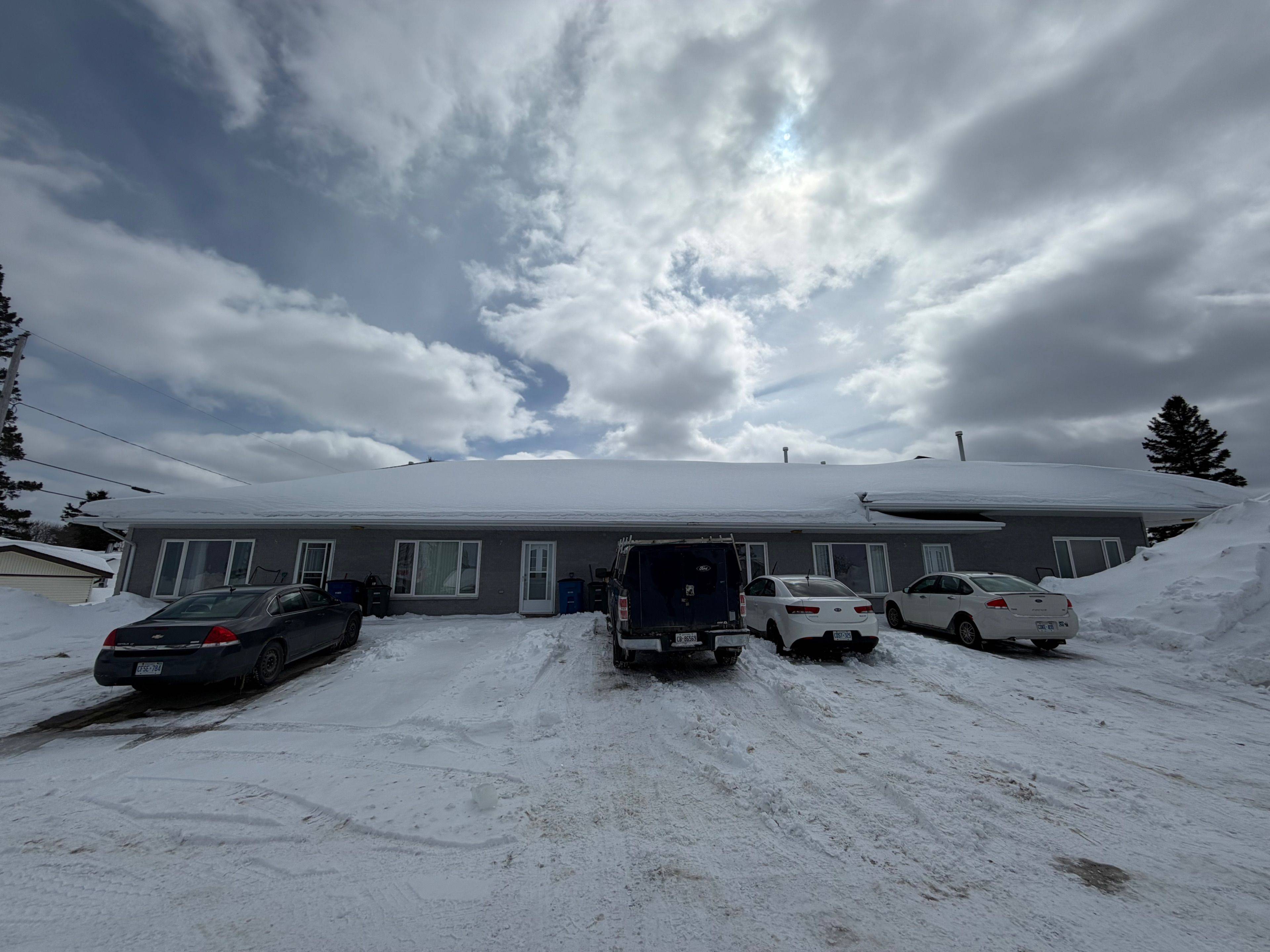 364 Eleventh AVE, Cochrane, ON P0L 1C0