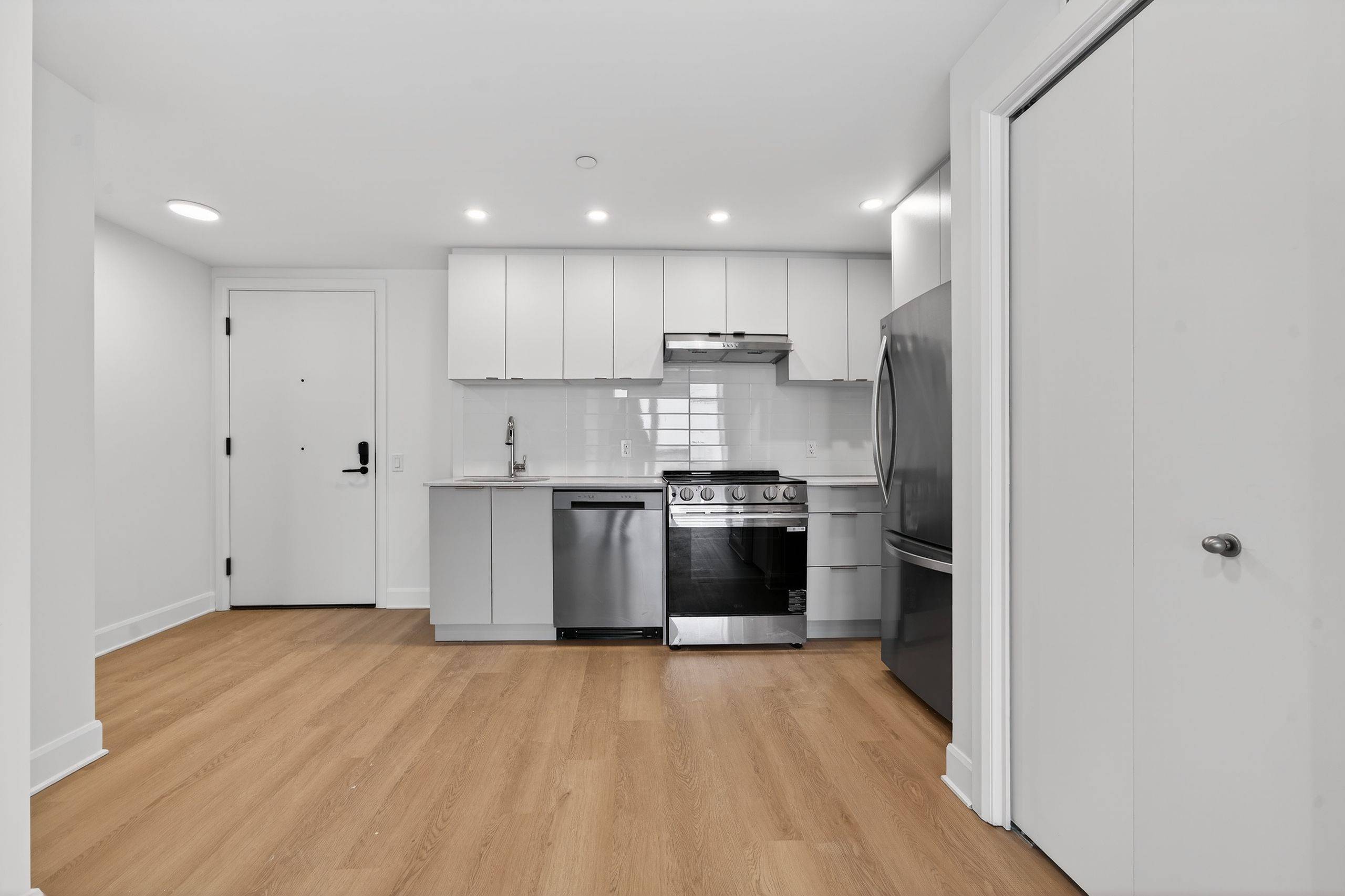 1360 Carling AVE #1803, Carlington - Central Park, ON K1Z 0E4