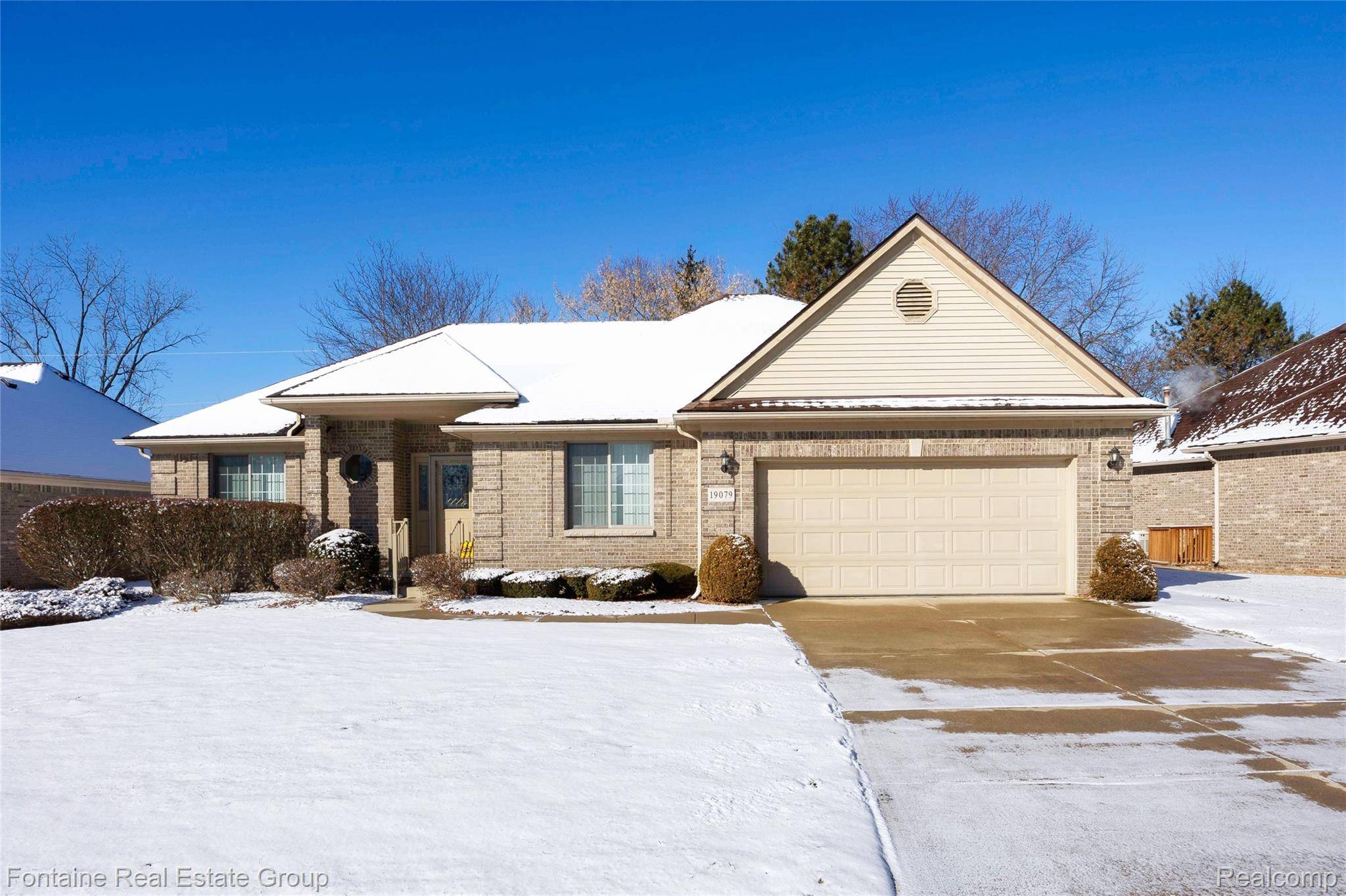 19079 Shay CT, Livonia, MI 48152