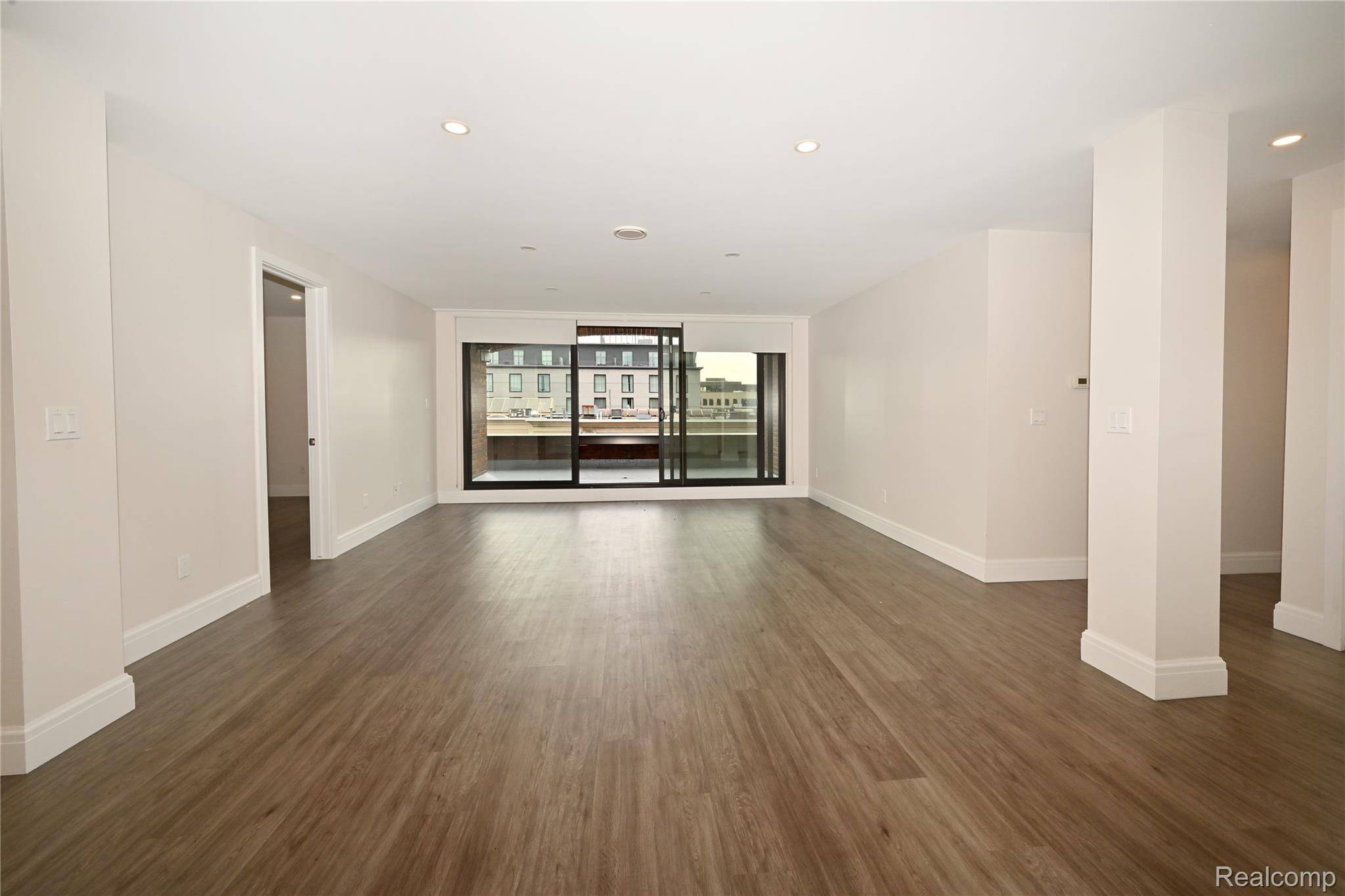 211 E Merrill Street #302, Birmingham, MI 48009