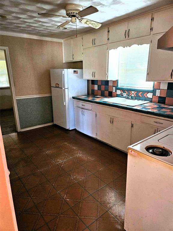 1708 Walmsley Avenue, Dallas, TX 75208