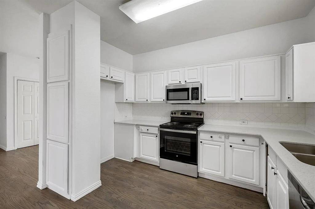 1372 Mae, Carrollton, TX 75007