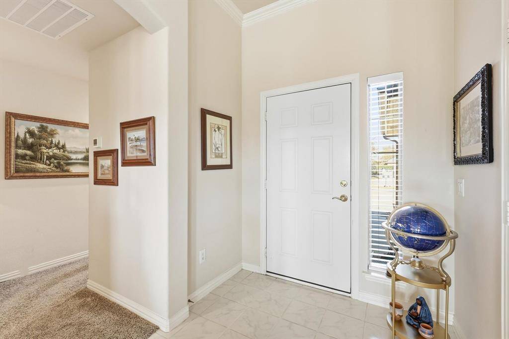 9621 Applewood Trail, Denton, TX 76207