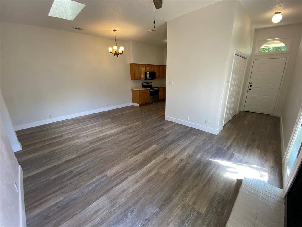 109 Misty Court, Waxahachie, TX 75165