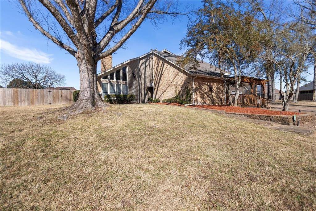 14559 Garden Valley Drive, Lindale, TX 75771
