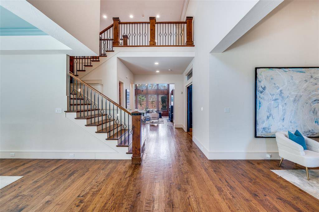 6605 Mimosa Lane, Dallas, TX 75230