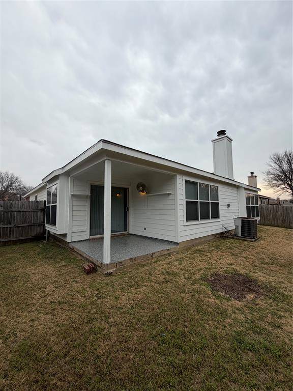 1937 Earnhardt Way, Dallas, TX 75217