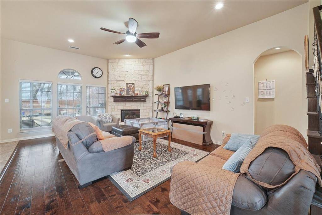 1121 Shearwater Lane, Garland, TX 75043