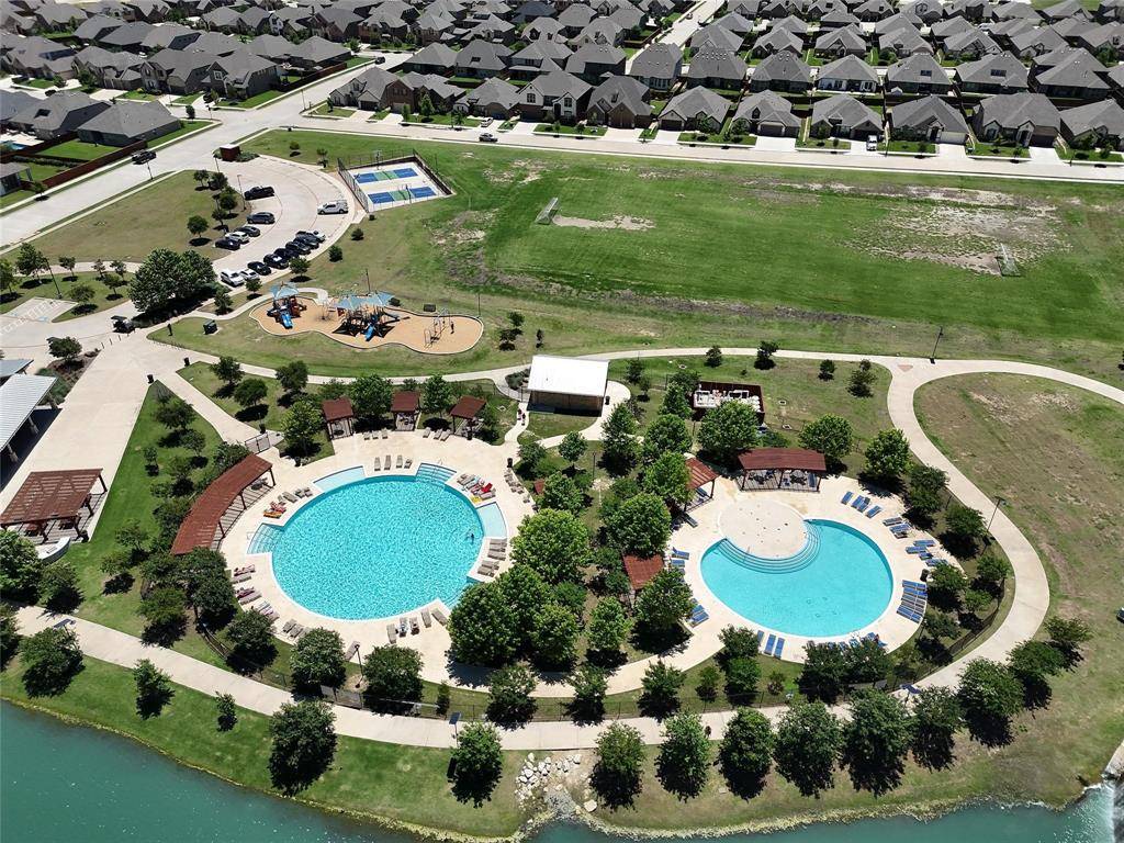 205 Mineral Point Drive, Aledo, TX 76008