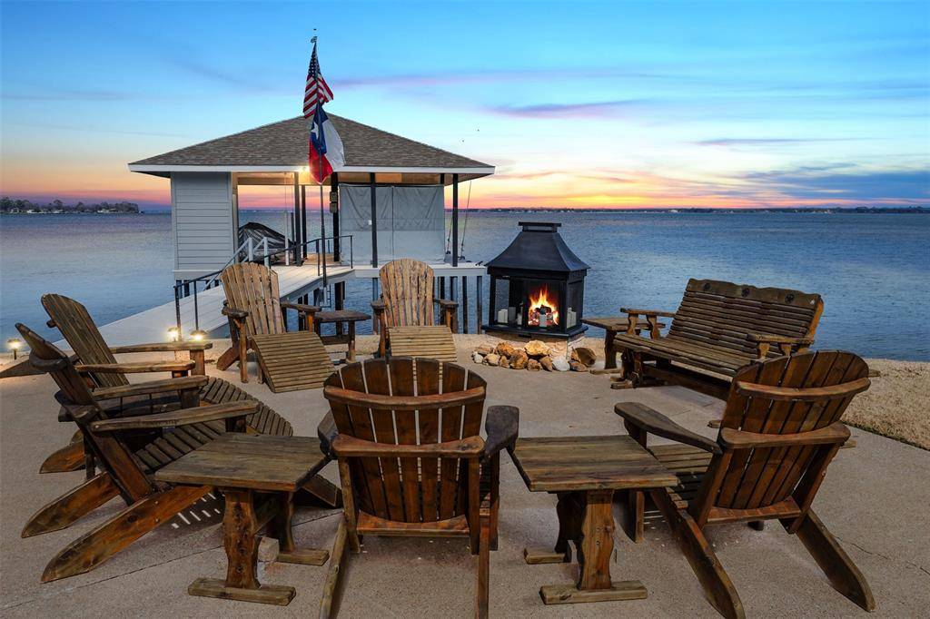 258 Lakeview Drive, Trinidad, TX 75163