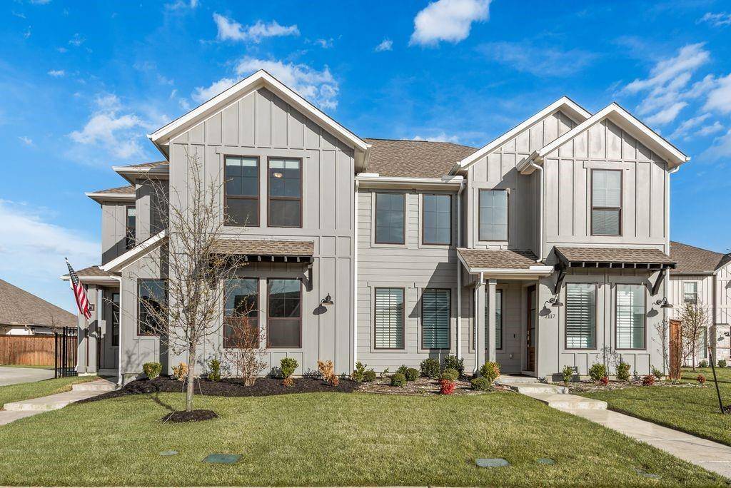 2113 Domingo Drive, Fort Worth, TX 76008