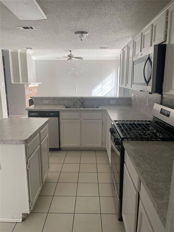 2660 Windswept Lane, Mesquite, TX 75181