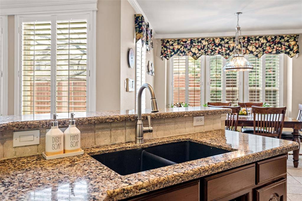 135 Manchester Lane, Coppell, TX 75019