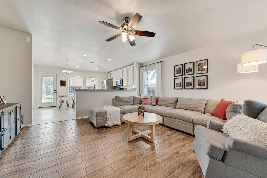 207 Cornell Drive, Forney, TX 75126