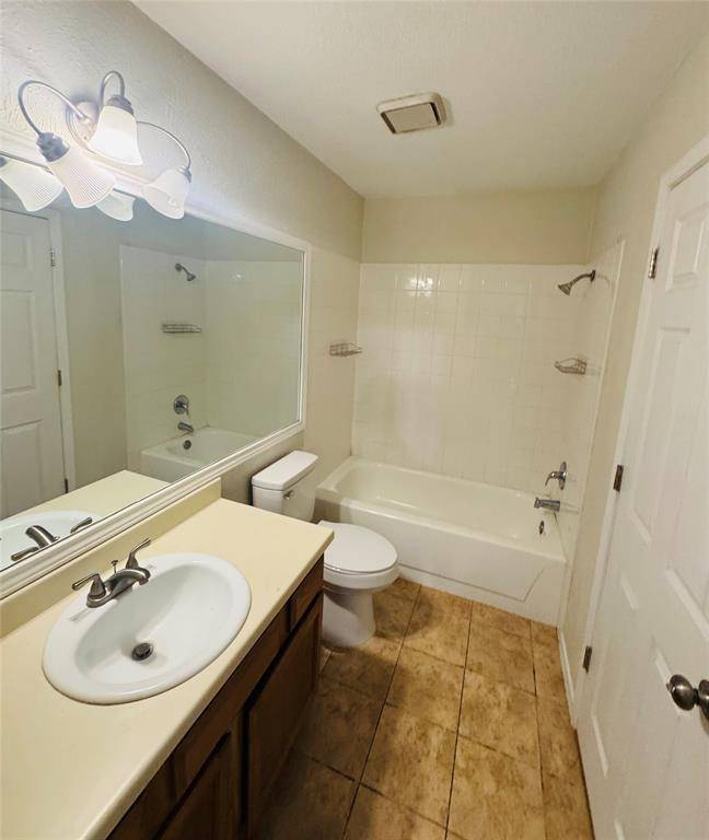 825 Denmark Drive, Mesquite, TX 75149