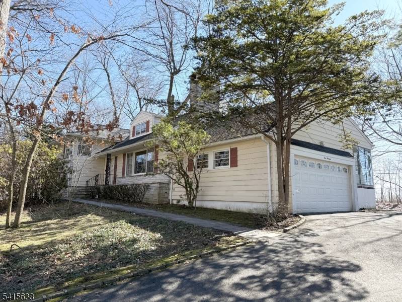 113 Crest Dr, Berkeley Heights Twp., NJ 07922
