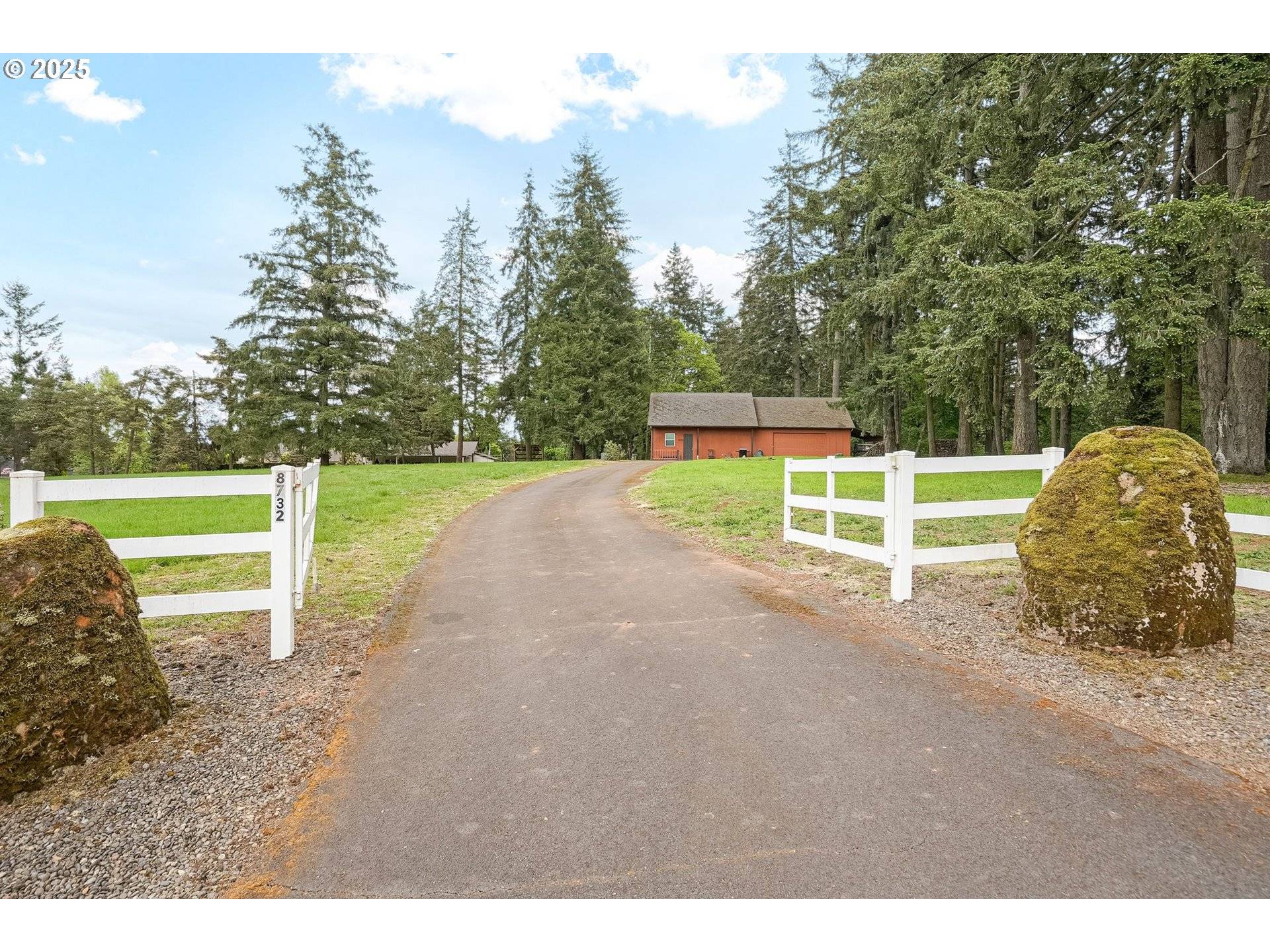 8732 WILDLIFE LN, Salem, OR 97317