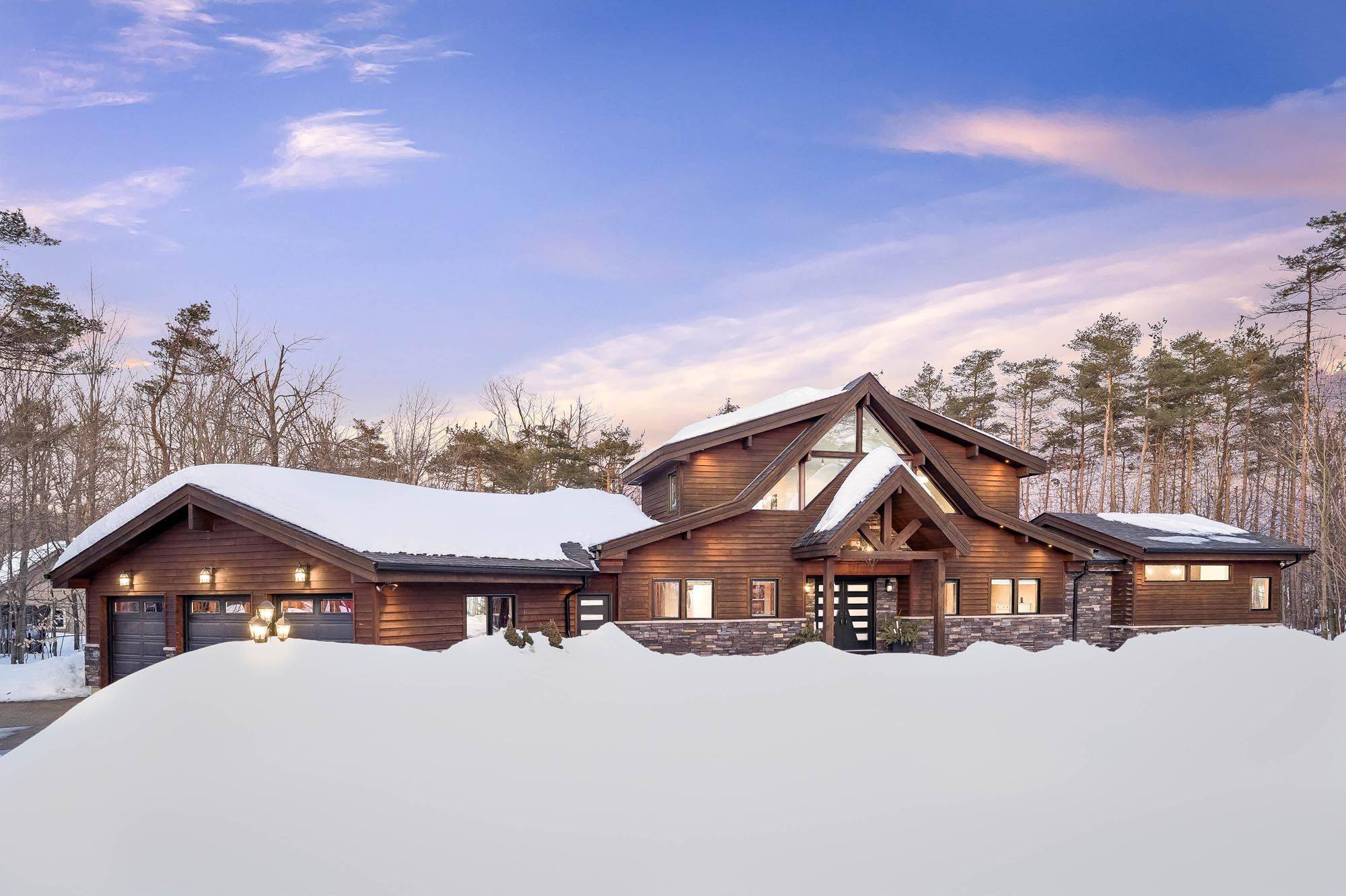 22 Houben CRES, Oro-medonte, ON L0L 1T0