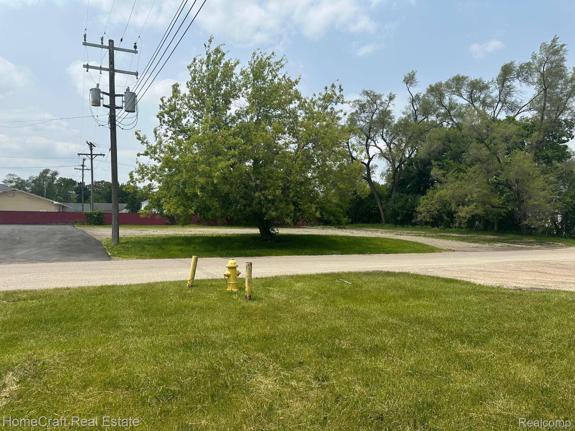 490 Greenlawn ST, Ypsilanti, MI 48198