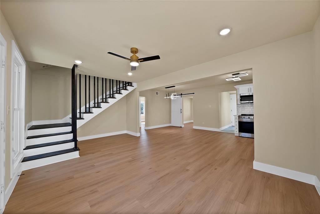 2527 Alaska Avenue, Dallas, TX 75216