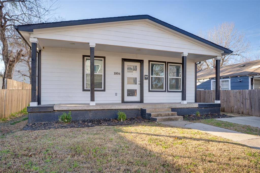 1004 Muncie Avenue, Dallas, TX 75212