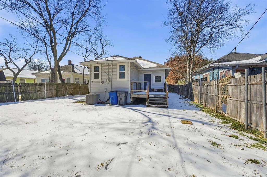 526 S Clinton Avenue, Dallas, TX 75208