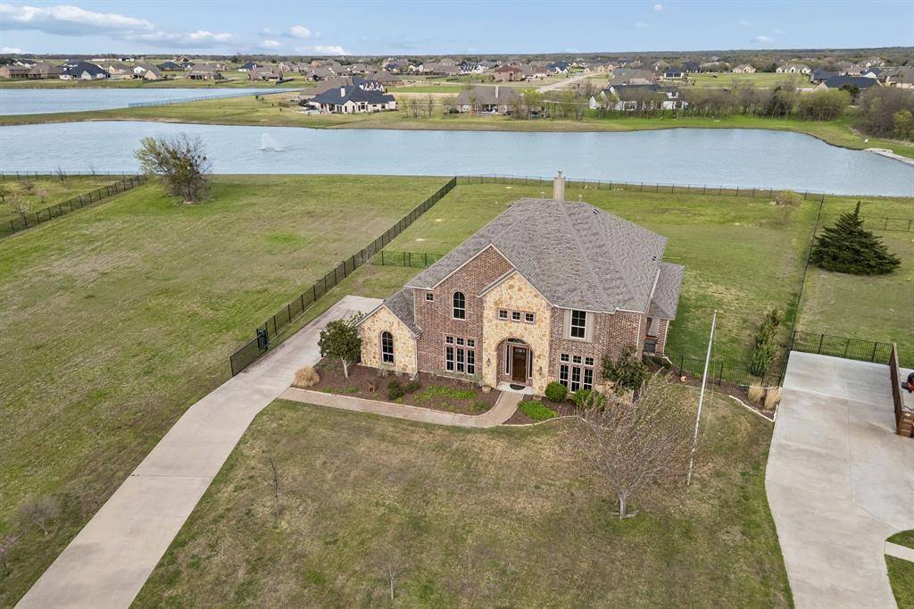 3030 Wincrest Drive, Rockwall, TX 75032