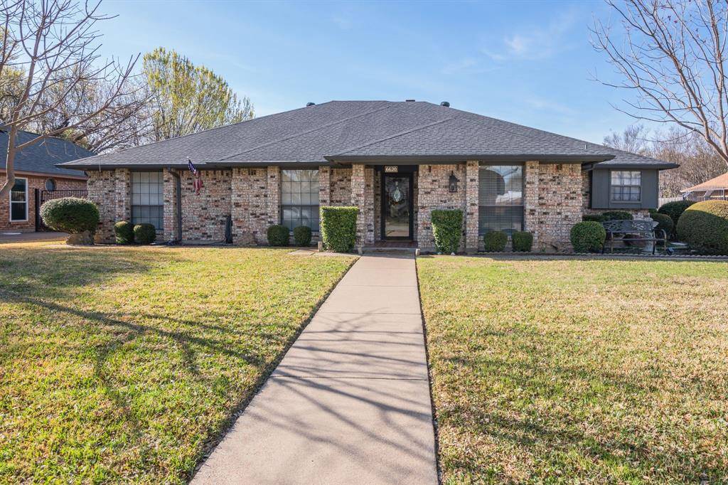 6620 Diamond Ridge Drive, North Richland Hills, TX 76180