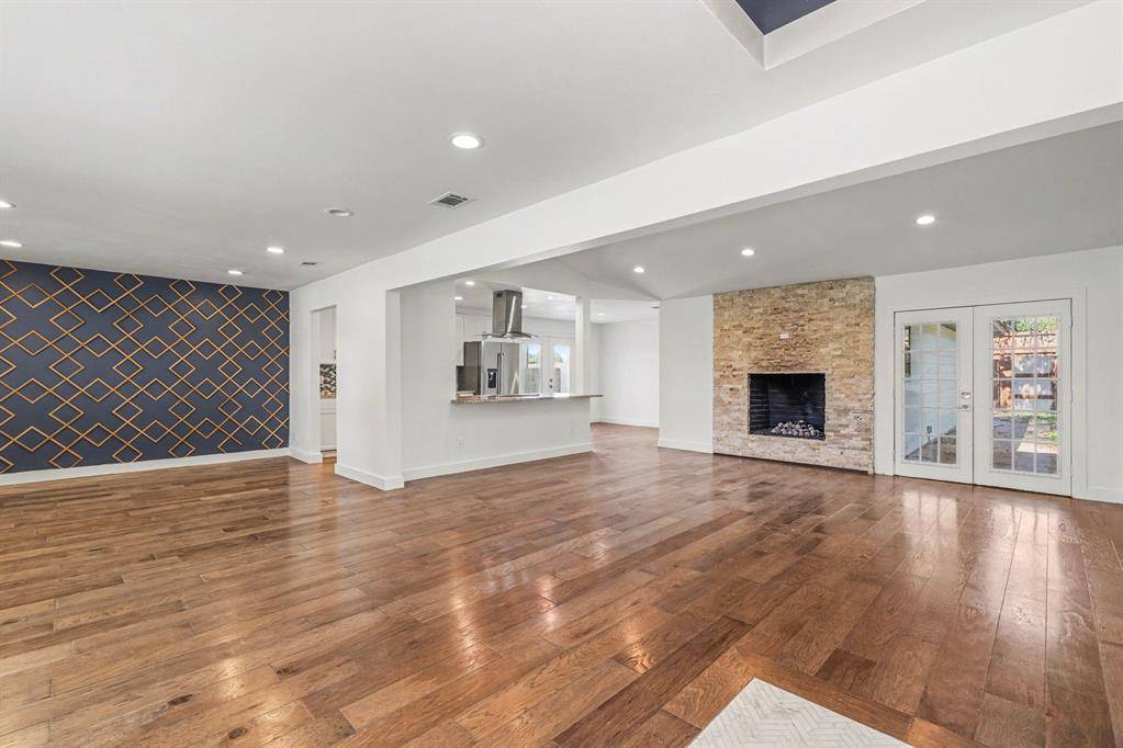 3127 Merrell Road, Dallas, TX 75229