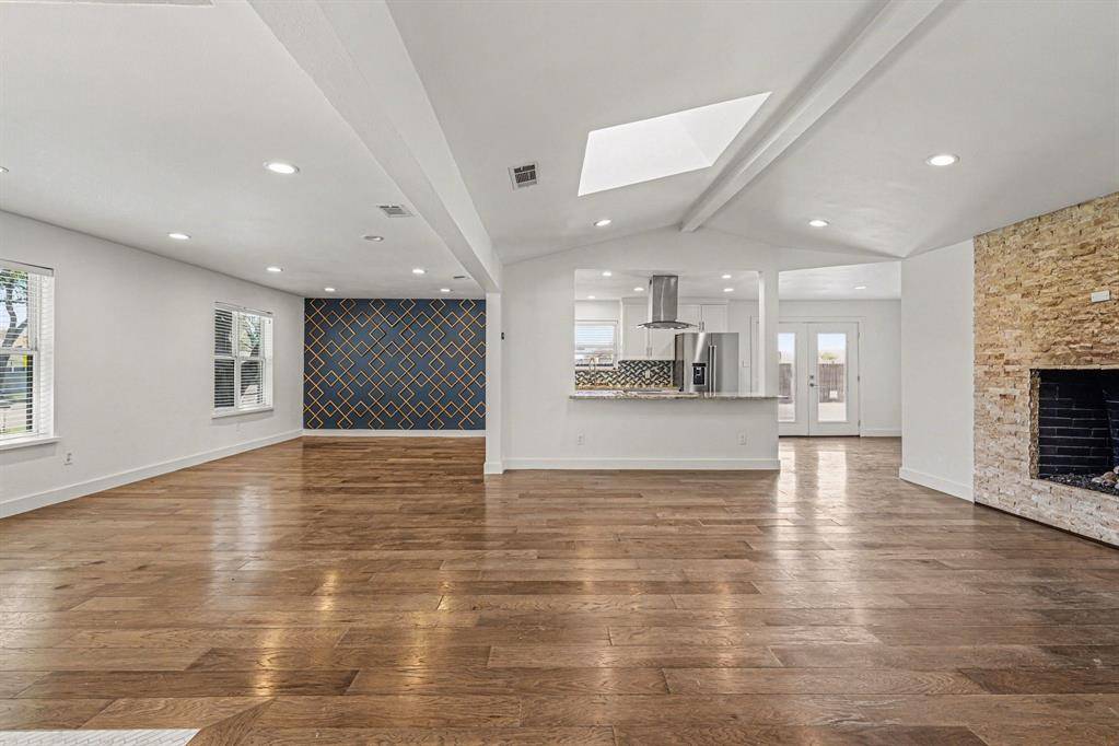 3127 Merrell Road, Dallas, TX 75229