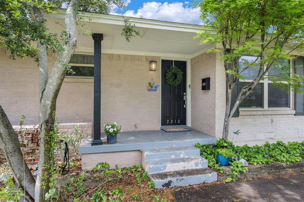 2216 Springhill Drive, Dallas, TX 75228