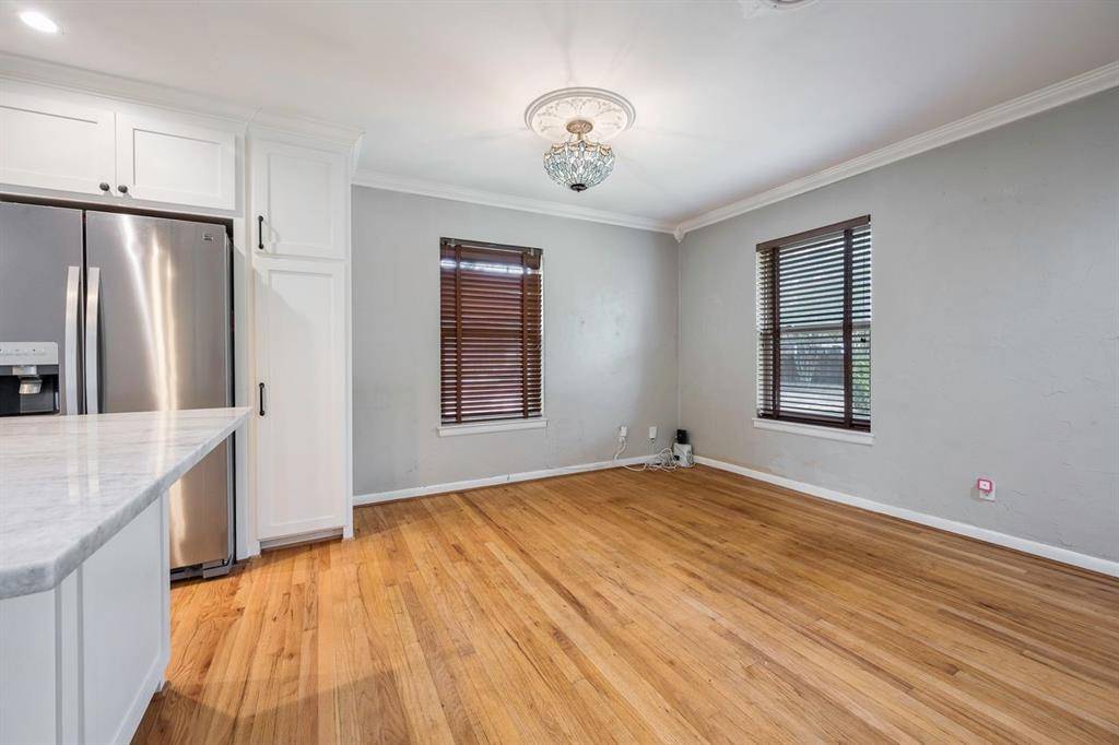 2216 Springhill Drive, Dallas, TX 75228