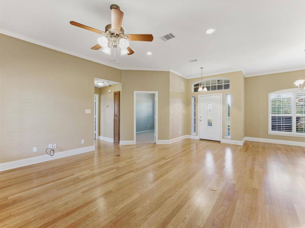 6671 Fm 660, Ennis, TX 75119