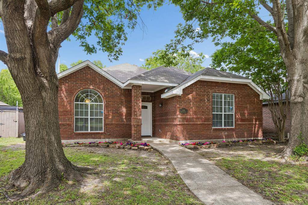 2345 Park Vista Drive, Dallas, TX 75228