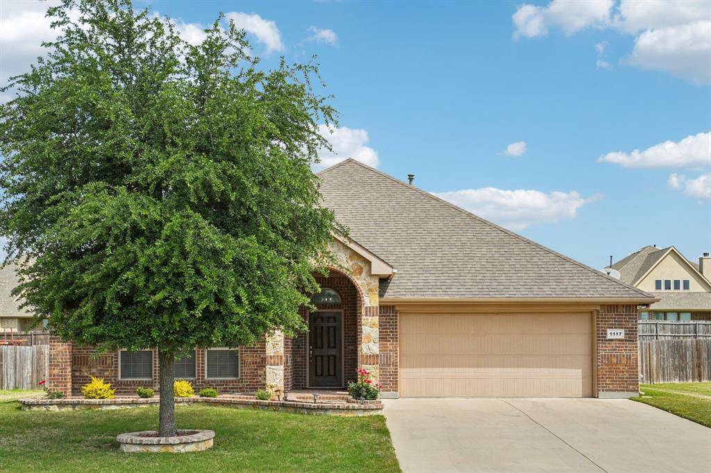 1117 Daventry Drive, Glenn Heights, TX 75154